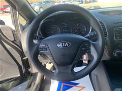 2016 Kia Forte 5-Door LX