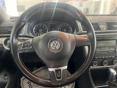 2015 Volkswagen Passat