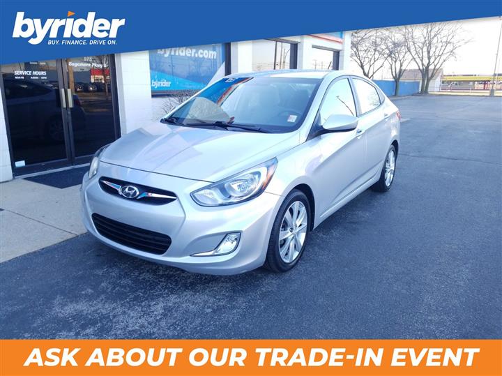 2012 Hyundai Accent GLS